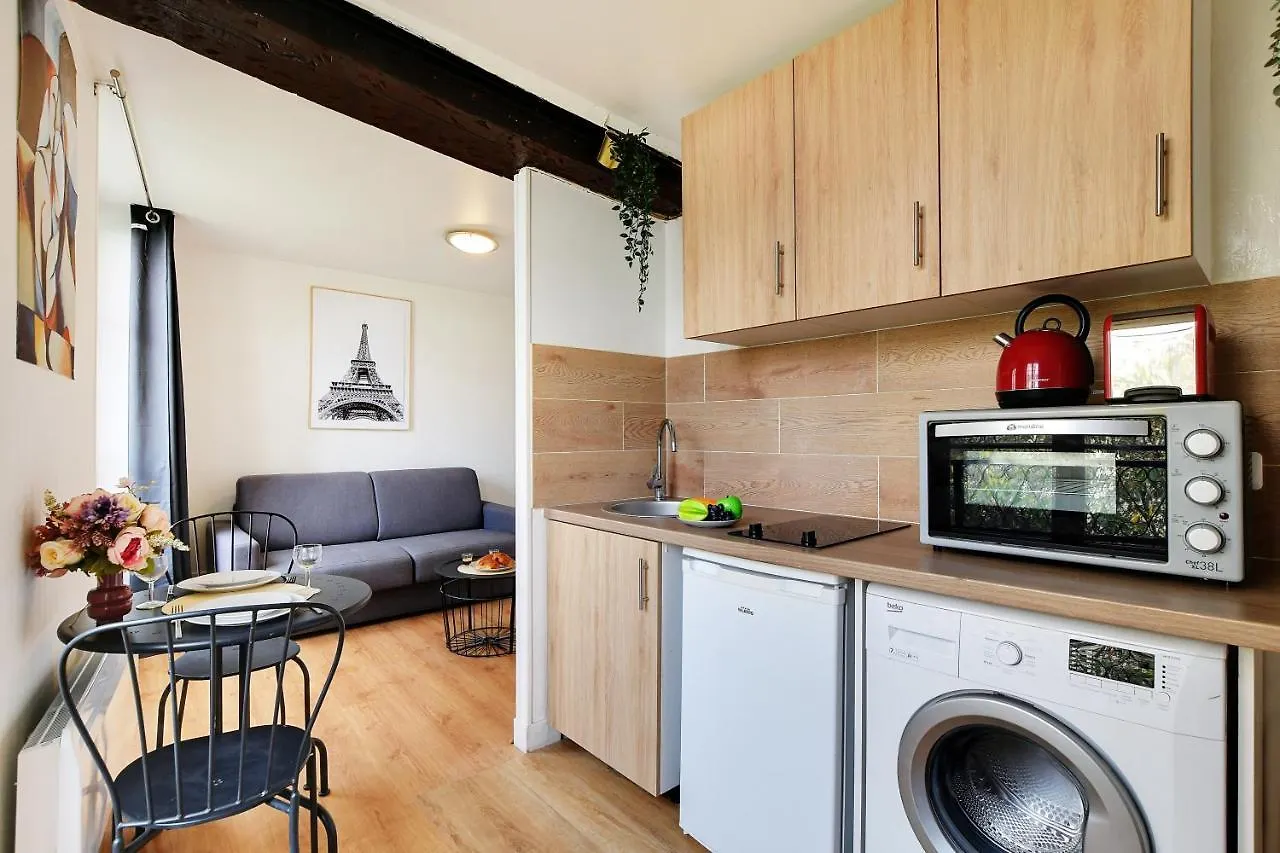 Studio In The Heart Of The Marais ! location